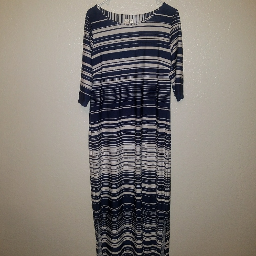 Maxi dress
